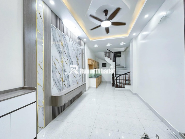 THANH TRÌ - NHÀ 5 TẦNG HIỆN ĐẠI, FULL NỘI THẤT, Ô TÔ ĐỖ CỬA