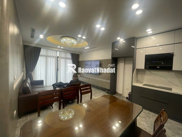 Bán nhà Nguyễn Văn Cừ 48m2, 5 tầng, thang máy, lô góc 2 thoáng vĩnh viễn, giá nhỉnh 10 tỷ