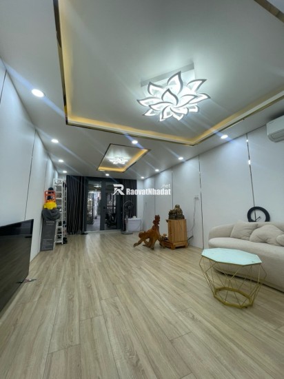 NHÀ 2 TẦNG VỊ TRÍ ĐẸP! HẺM 60 LÂM VĂN BỀN, TÂN KIỂNG, QUẬN 7