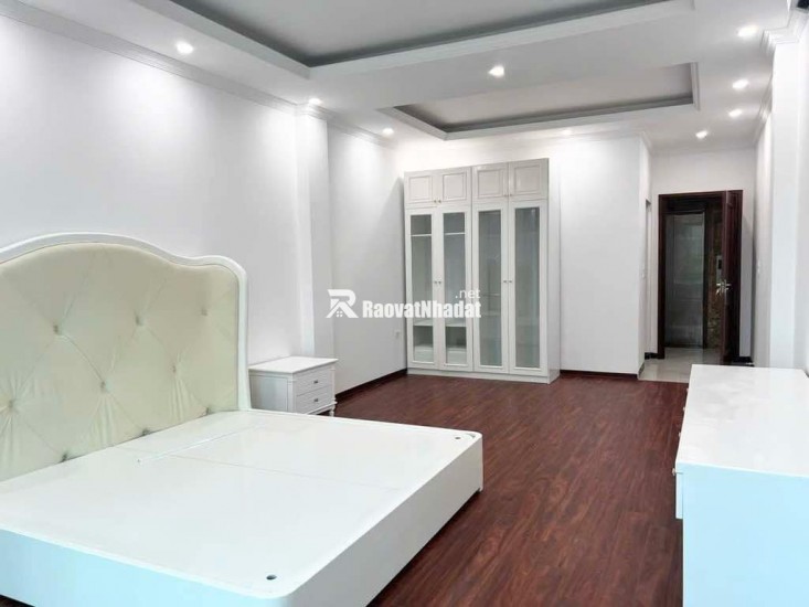 SIÊU HIẾM PHÂN LÔ  