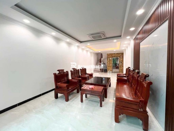 SIÊU HIẾM PHÂN LÔ  