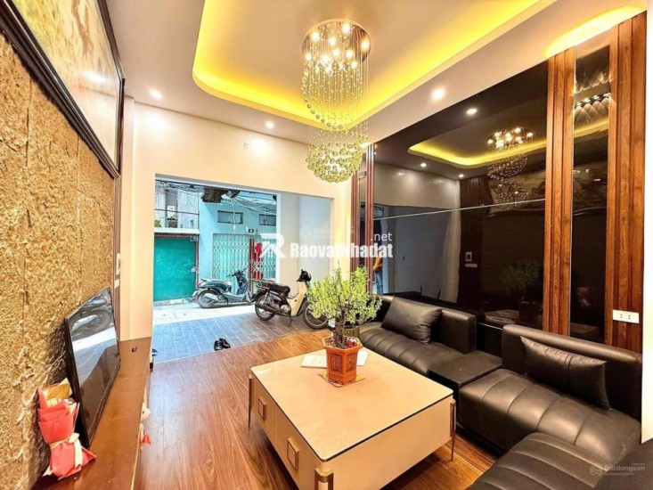 Trần Khát Chân - 40m x 5 Tầng - 10m Ra ô tô - full nội thất - nở hậu - chỉ 6.98 tỷ