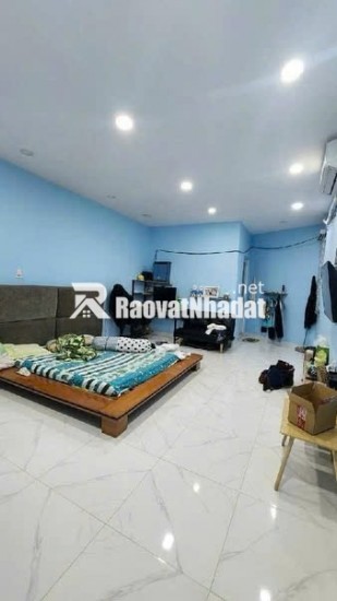 NHÀ Huỳnh Tấn Phát - Quận 7