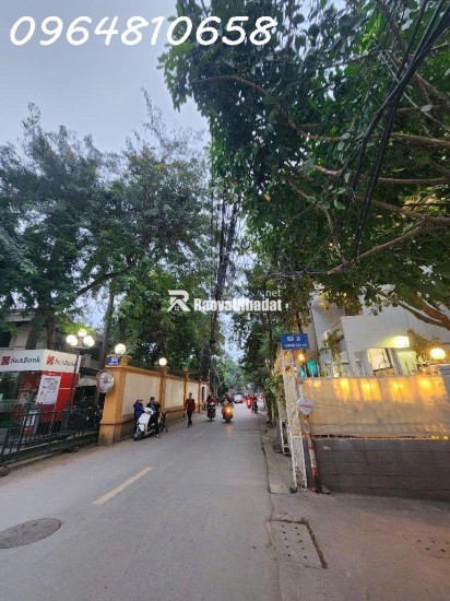 TÂY HỒ - 