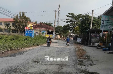 Cần bán lô đất 2 mặt tiền Đức Hòa Đông