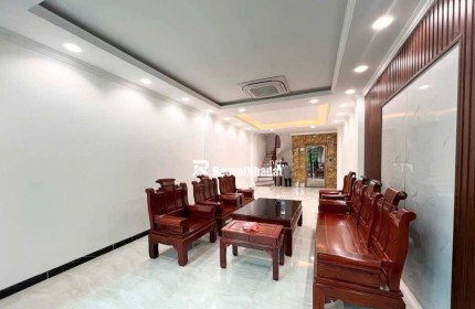 SIÊU HIẾM PHÂN LÔ  