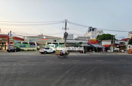 Bán nhà 56m*48m, nhỉnh 45 tỷ, mặt tiền Phạm Hữu Lầu, Quận 7