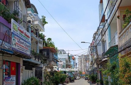 BÁN NHÀ MẶT PHỐ QUẬN 7 - 6.9 TỶ - VỊ TRÍ VÀNG - 4 TẦNG - 4PN - SỔ HỒNG CHÍNH CHỦ