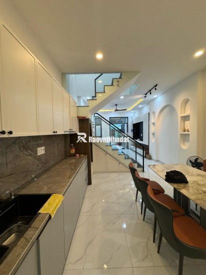 CHỦ GẤP BÁN NHÀ AN LẠC BÌNH TÂN NGAY GIAO LỘ AN DƯƠNG VƯƠNG_VÕ VĂN KIỆT - NHÀ 2 TẦNG NỘI THẤT CAO CẤP GIÁ NHỈNH 5TỈ (còn thương lượng)