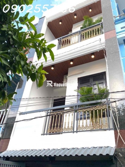 Bán nhà 2 tầng tại Quận 4 - 2PN, 1WC, pháp lý đầy đủ, giá chỉ 1,7 tỷ