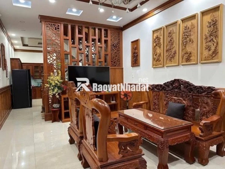 LÊ VĂN KHƯƠNG _Q12_HẺM XE HƠI QUA NHÀ
