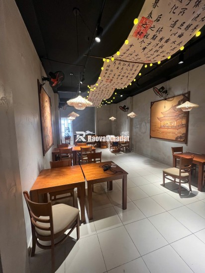 Bán Nhà Mặt Tiền Đường Trường Sơn, P.15, Q.10 - 5.2m x 9m - Chỉ 26 Tỷ