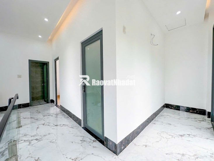 Nhà mới xây Góc 2 mặt tiền, Hẻm 1 Trần Vĩnh kiết- An Bình- Ninh kiều. Cách sân Bóng An Bình 100m
