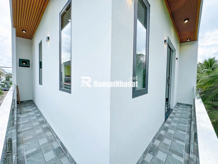 Nhà mới xây Góc 2 mặt tiền, Hẻm 1 Trần Vĩnh kiết- An Bình- Ninh kiều. Cách sân Bóng An Bình 100m