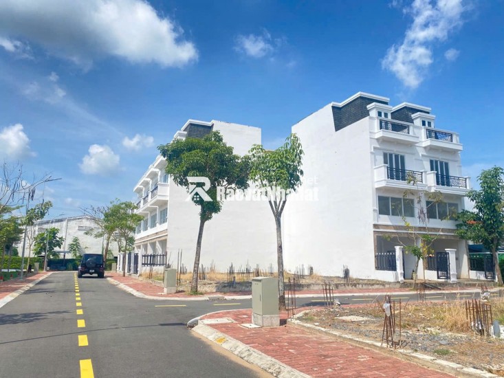 BÁN ĐẤT KHU BIỆT THỰ TP TÂN AN - MẶT TIỀN QL1A - SHR GIÁ CHỈ 1 TỶ