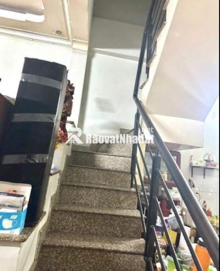 NHÀ ĐẸP THỦ ĐỨC - HẺM XE HƠI - 2 TẦNG BTCT - 4X13 M - NHỈNH 4 TỶ
