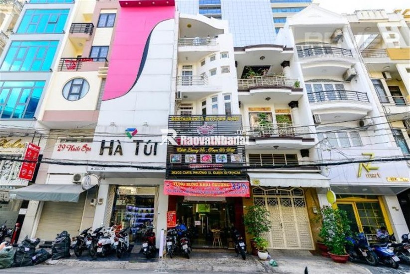 Bán nhà mặt phố Cầu Giấy, 7 tầng thang máy, MT khủng 6m,  2 mặt phố đang kinh doanh giá đầu tư