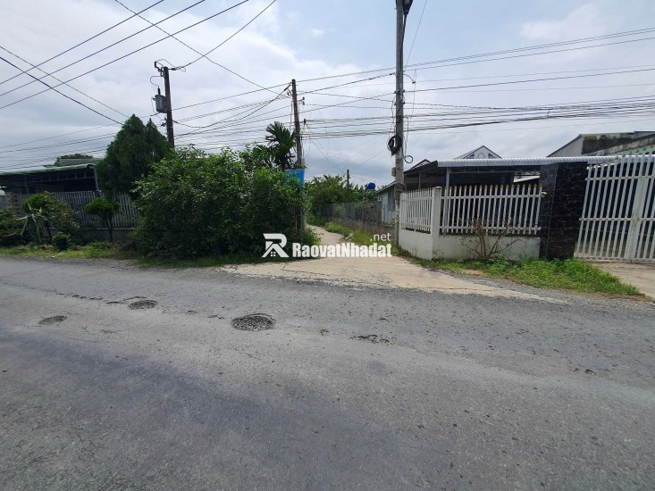 Đất 6x30m ĐH89 vô 50m Giá 3xx triệu