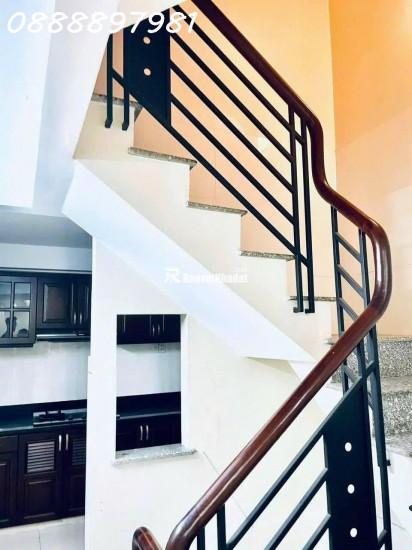 BÁN NHÀ 28M2, 3 TẦNG, 2PN, 2WC, NGÕ NGUYỄN THIỆN THUẬT, Q.3, 7.3 TỶ, SỔ HỒNG