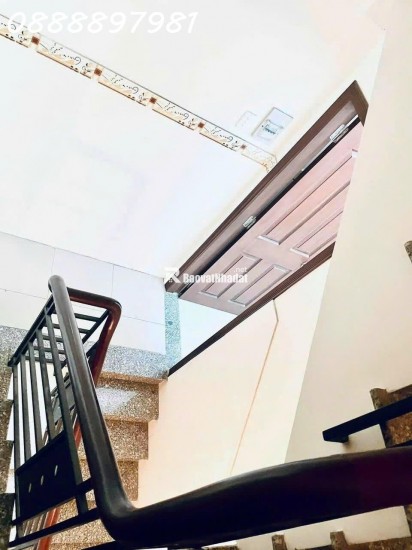 BÁN NHÀ 28M2, 3 TẦNG, 2PN, 2WC, NGÕ NGUYỄN THIỆN THUẬT, Q.3, 7.3 TỶ, SỔ HỒNG