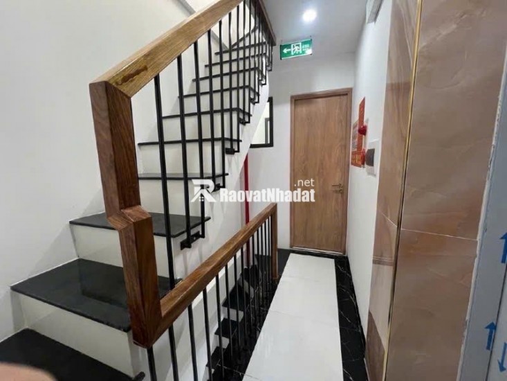 Bán Tòà Chung Cư Mini 60m2 7 Tầng 16 phòng khép kín
Giá 12,7 tỷ ngõ thông