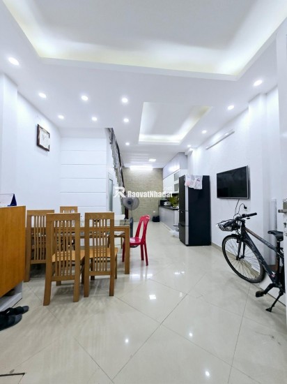 BÁN NHÀ ĐẸP DÂN XÂY TRUNG LIỆT-THÁI HÀ - 40M2- 5T - MT 4.1M GIÁ CHỈ 9.5 TỶ
