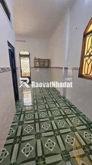 NHÀ CẤP 4 HXH (5.8M x 17M ) CHỈ 6 TY