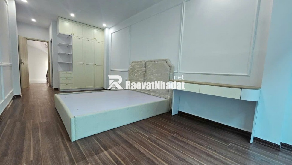 LÔ GÓC TRUNG TÂM VĂN QUÁN, NGÕ RỘNG VF3 ĐỖ CỬA, Ô CHỜ THANG MÁY MINI, NHỈNH 7 TỶ