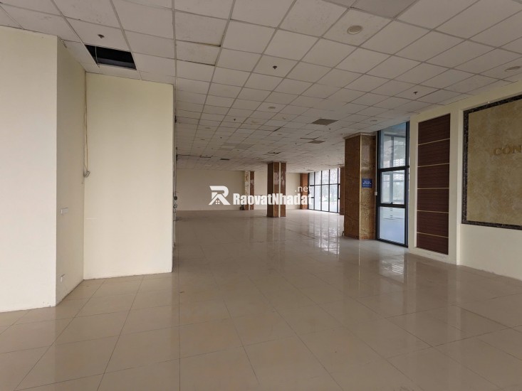 Cho thuê mặt bằng kinh doanh 1000m2 tầng 1 cụm chung cư văn phòng quốc hội đường Trịnh Văn Bô