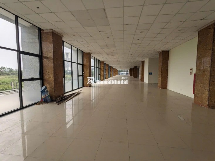 Cho thuê mặt bằng kinh doanh 1000m2 tầng 1 cụm chung cư văn phòng quốc hội đường Trịnh Văn Bô