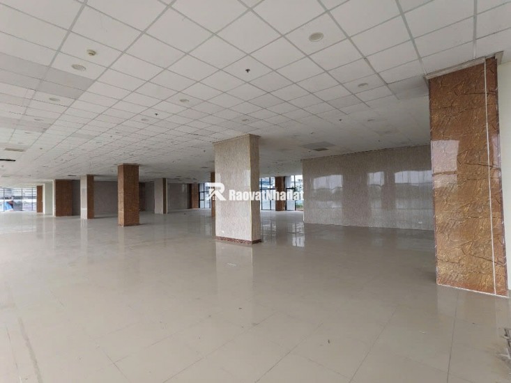 Cho thuê mặt bằng kinh doanh 1000m2 tầng 1 cụm chung cư văn phòng quốc hội đường Trịnh Văn Bô