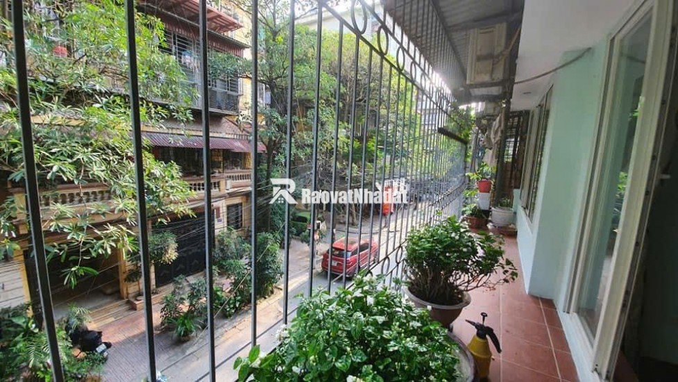 Chính chủ cần cho thuê căn hộ tập thể tầng 2 tại khu 7.2 ha Vĩnh Phúc - Ba Đình - Hà Nội