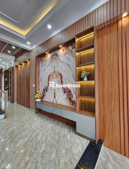 NHÀ PHỐ CỰC ĐẸP TẠI TAM GIÁC KINH TẾ THÀNH PHỐ DĨ AN.