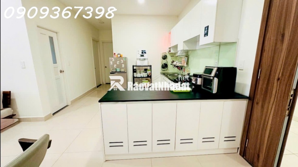 CẦN BÁN GẤP CĂN HỘ CAO CẤP FULL NỘI THẤT - VỊ TRÍ VÀNG, GIÁ TỐT NHẤT KHU VỰC