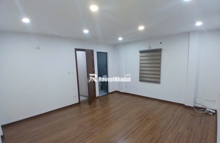 Nhà riêng 5 tầng, 3PN, phố Đại La, Hai Bà Trưng gần TimeCity