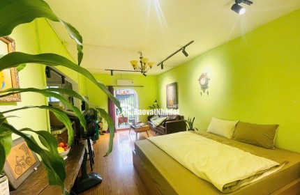 CHÍNH CHỦ CẦN BÁN GẤP NHÀ TẠP THỂ THÁI THỊNH CỰC ĐẸP, FULL NỘI THẤT DT HƠN 50M SĐCC