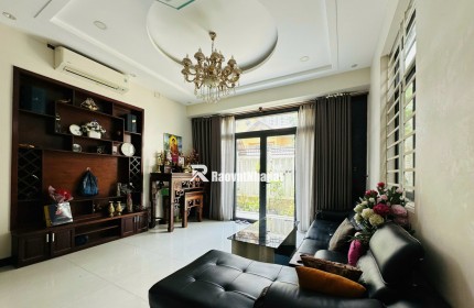 BÁN BIỆT THỰ THẢO ĐIỀN 364m2  SÂN VƯỜN – HĐ THUÊ 65TR/THÁNG  GIÁ CHỈ 54 TỶ
V