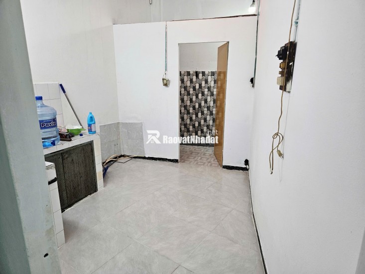 Cần bán nhà HXH đường Tô Hiến Thành, P.15, Q.10. Diện tích 5x15m, giá chỉ 8.1 tỷ.