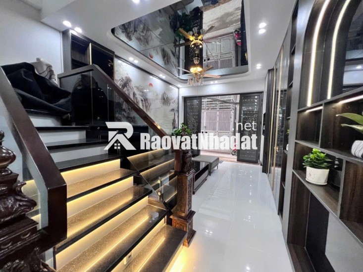 Vip Khương Đình 2 thoáng , ngõ thông, ô tô vào tận nhà,62m giá 17 tỷ