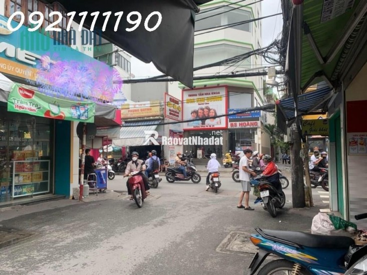 Bán gấp Đất Vạn Phúc ô tô đỗ cửa ngõ, cạnh bên vườn hoa, trường 2, giá 9,x tỷ
