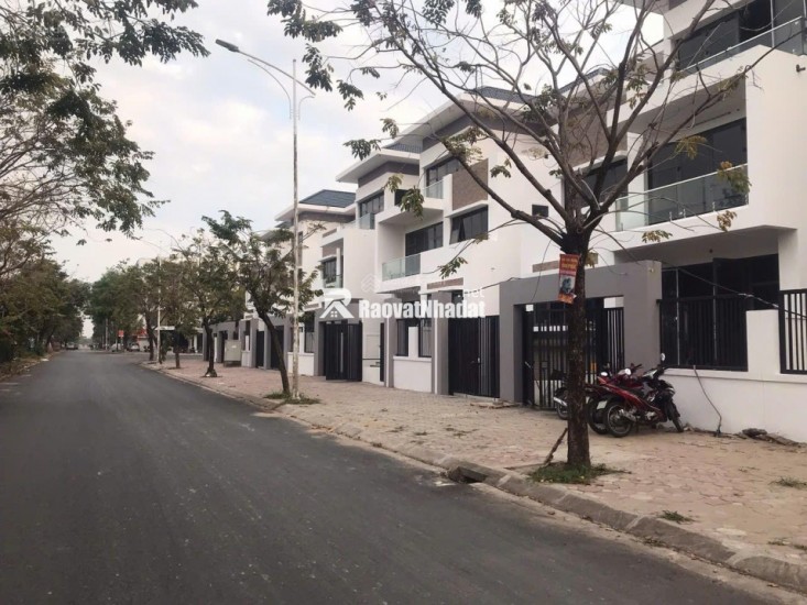 Bán nhà Hà Trì, Hà Cầu,HĐ HN, xây mới , lô góc, thang máy ,ô tô, kinh doanh dt 39m, giá 9ty