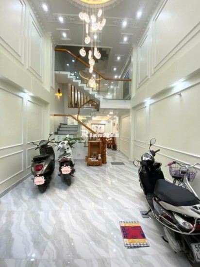 CHỦ NGỘP CẦN BÁN GẤP, GIẢM 300 TRIỆU, GIÁ CHÀO MỚI 7.9 TỶ.