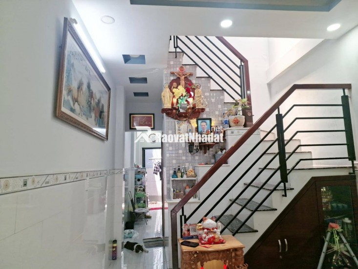 CĂN NHÀ 2 TẦNG, 48M2, HẺM LÊ VĂN LƯƠNG, QUẬN 7 - CHỈ 4.5 TỶ, SỔ HỒNG RIÊNG!