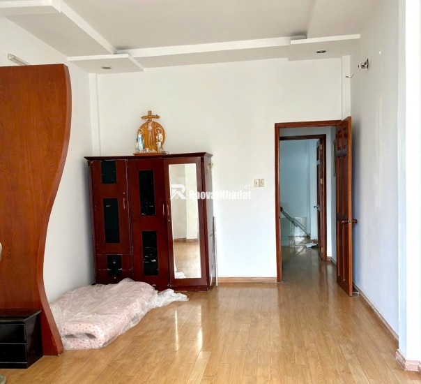 Bán Nhà HXH Đường Nguyễn Sỹ Sách, P.15, Q. Tân Bình, 3.8m x 14m, Chỉ 5.9 Tỷ