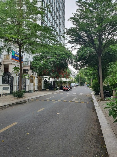 Bán nhà mặt phố Cityland Garden Hills (6m x 19m) DT: 114m2, 5PN, 4WC
