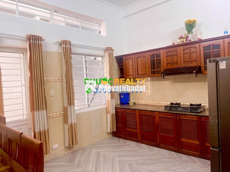 Bán nhà đẹp 3 tầng, giá cực rẻ, Đà Nẵng