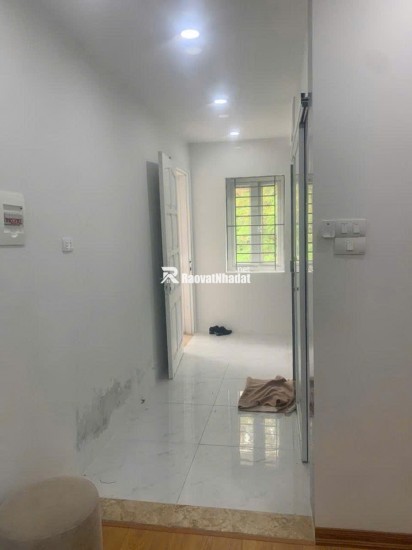 Bán căn nhà Ngõ phố Láng Hạ C1 P409 Hoàng Ngọc Phách
