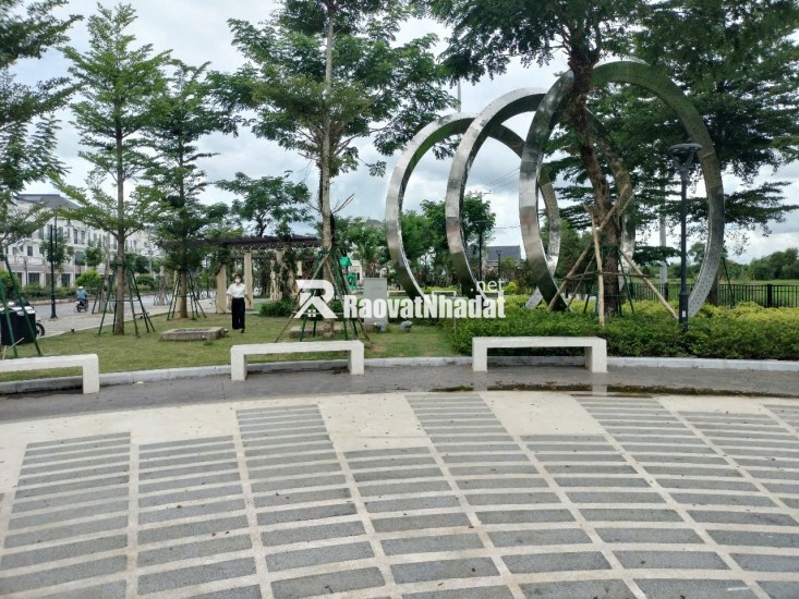 Bán đất nền thổ cư 100% ( Đất loại ODT) ngay khu vực CBD ( Long An)