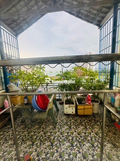 BÁN NHÀ ĐẸP 1/ - TRẦN ĐẠI NGHĨA - 42M2 (4X10.5M) - 3 TẦNG - 3PN - HẺM 3M - 4 TỶ.