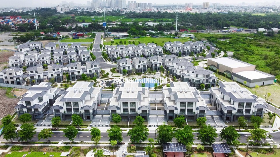 Bán nhà phố biệt thự Trung tâm quận 2 - Tp. Hồ Chí Minh